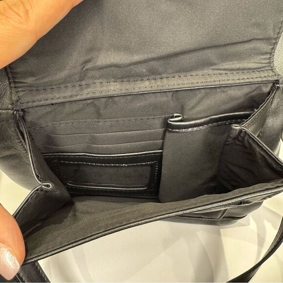 Giani Bernini Black Leather Women's Purse Shoulder Handbag Crossbody Bag - Picture 6 of 10